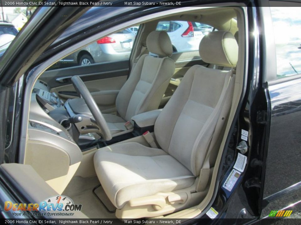 2006 Honda Civic EX Sedan Nighthawk Black Pearl / Ivory Photo #15