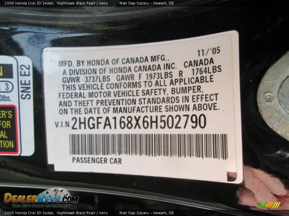 2006 Honda Civic EX Sedan Nighthawk Black Pearl / Ivory Photo #29