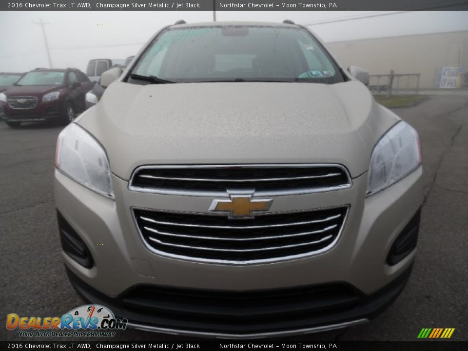 2016 Chevrolet Trax LT AWD Champagne Silver Metallic / Jet Black Photo #2