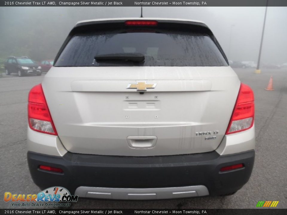 2016 Chevrolet Trax LT AWD Champagne Silver Metallic / Jet Black Photo #7