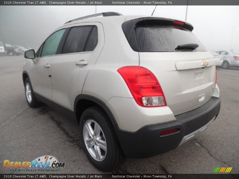 2016 Chevrolet Trax LT AWD Champagne Silver Metallic / Jet Black Photo #9