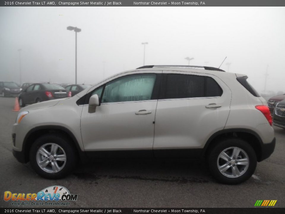 2016 Chevrolet Trax LT AWD Champagne Silver Metallic / Jet Black Photo #10