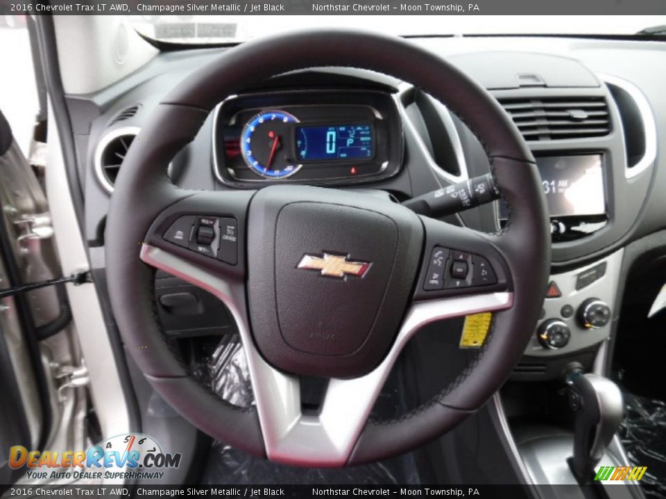 2016 Chevrolet Trax LT AWD Steering Wheel Photo #18