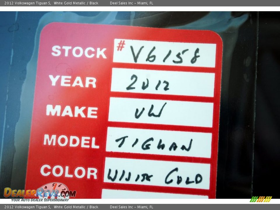 2012 Volkswagen Tiguan S White Gold Metallic / Black Photo #19