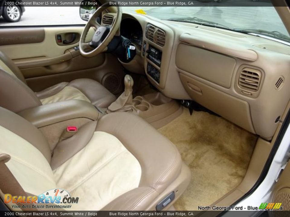 2000 Chevrolet Blazer LS 4x4 Summit White / Beige Photo #13