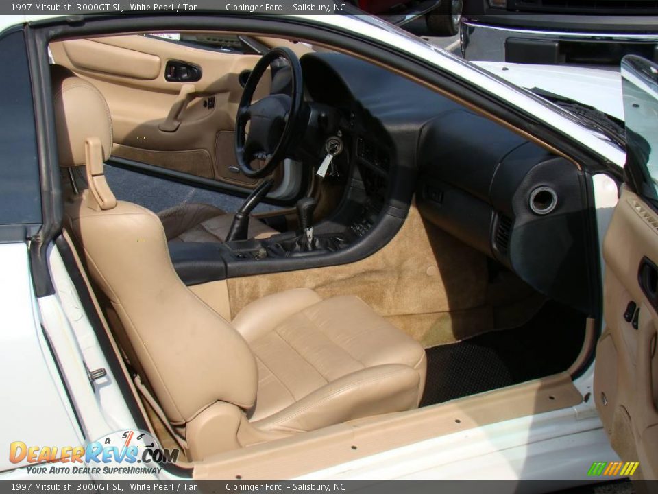 1997 Mitsubishi 3000GT SL White Pearl / Tan Photo #9