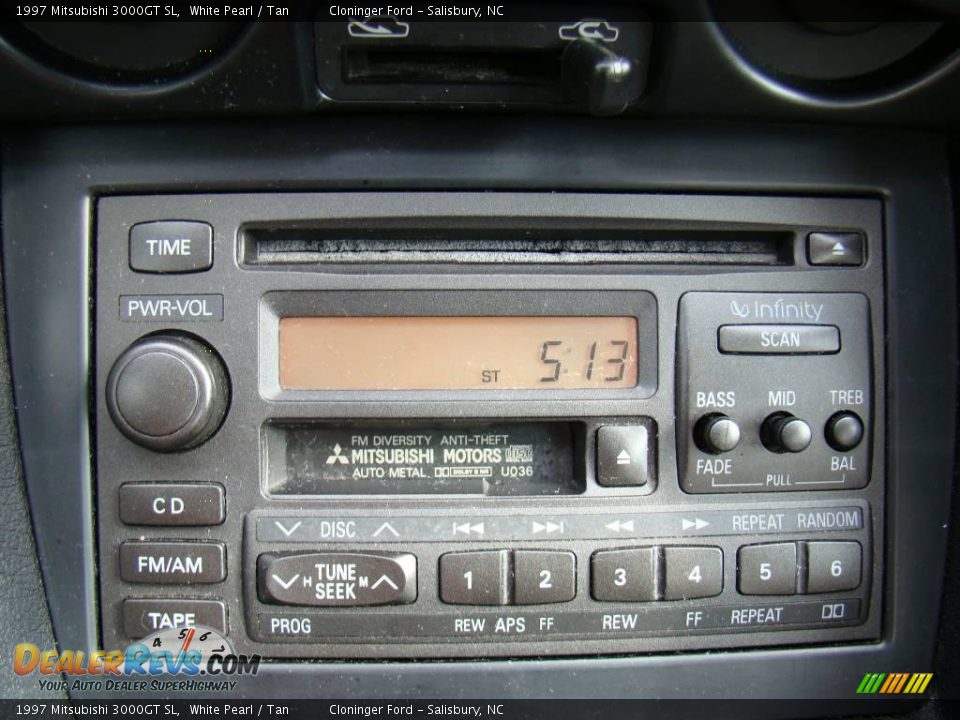 1997 Mitsubishi 3000GT SL White Pearl / Tan Photo #19