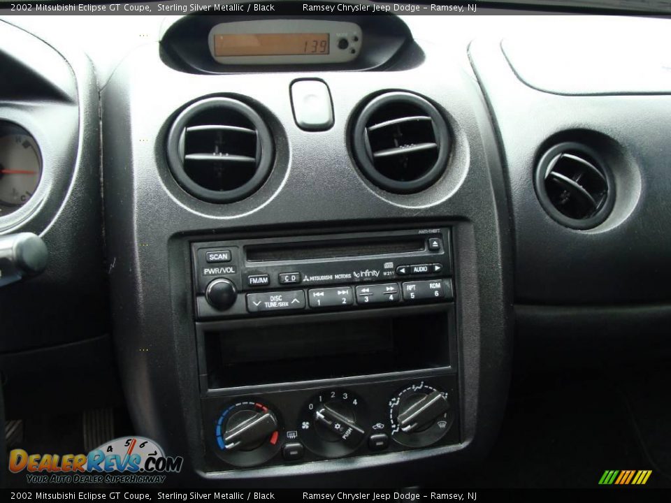 2002 Mitsubishi Eclipse GT Coupe Sterling Silver Metallic / Black Photo #11