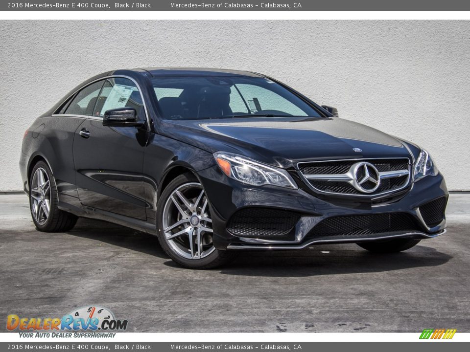 Front 3/4 View of 2016 Mercedes-Benz E 400 Coupe Photo #12