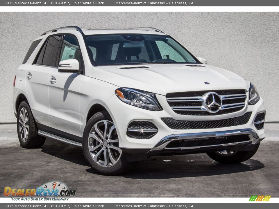 Front 3/4 View of 2016 Mercedes-Benz GLE 350 4Matic Photo #12
