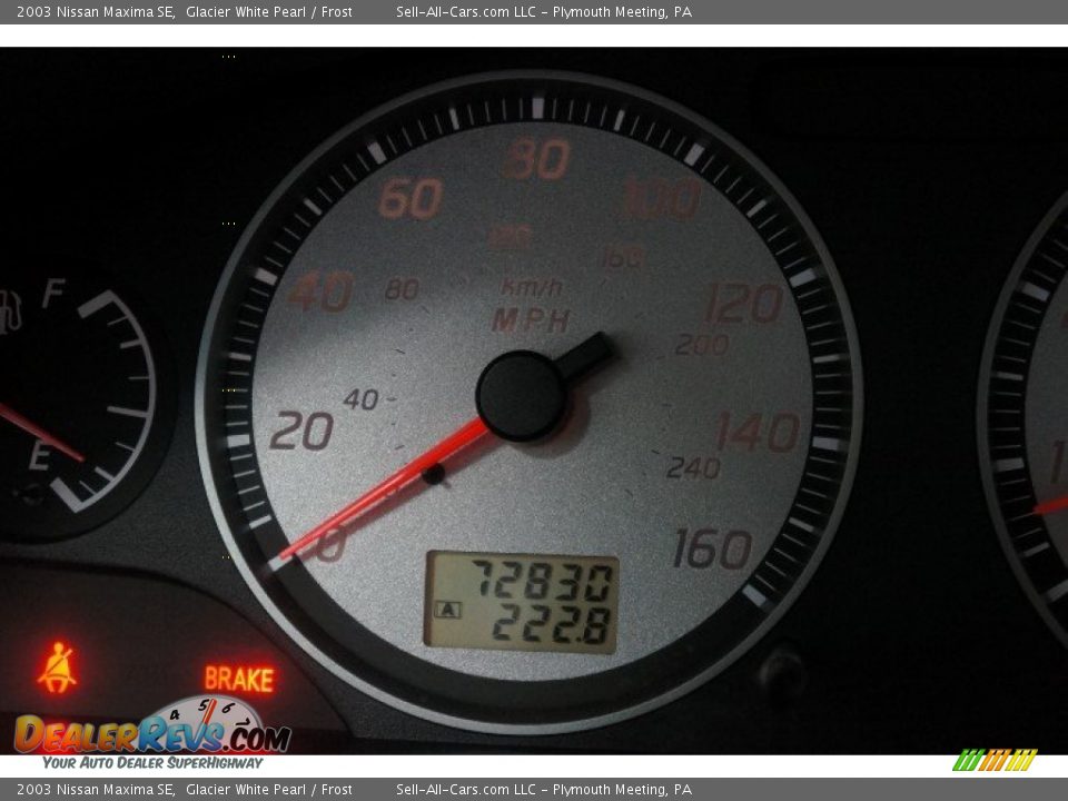 2003 Nissan Maxima SE Glacier White Pearl / Frost Photo #29