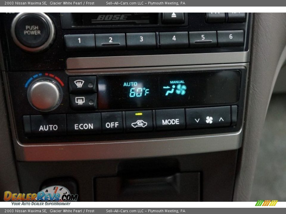 2003 Nissan Maxima SE Glacier White Pearl / Frost Photo #31