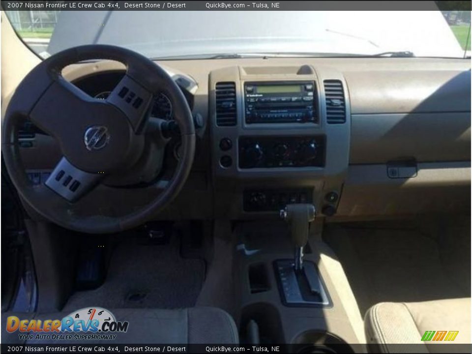 2007 Nissan Frontier LE Crew Cab 4x4 Desert Stone / Desert Photo #7