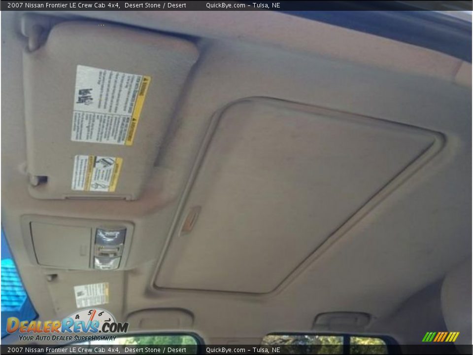 2007 Nissan Frontier LE Crew Cab 4x4 Desert Stone / Desert Photo #10