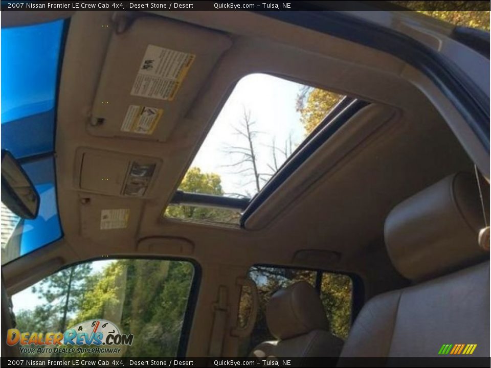 2007 Nissan Frontier LE Crew Cab 4x4 Desert Stone / Desert Photo #11