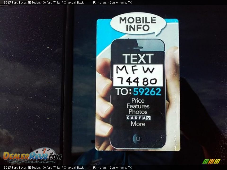 2015 Ford Focus SE Sedan Oxford White / Charcoal Black Photo #21