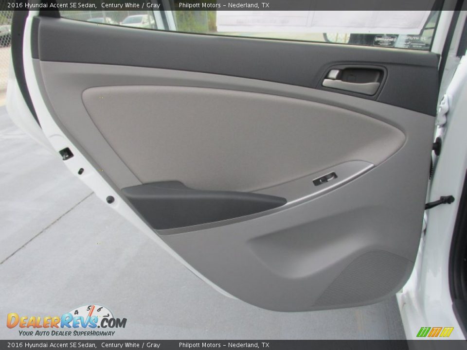 2016 Hyundai Accent SE Sedan Century White / Gray Photo #17