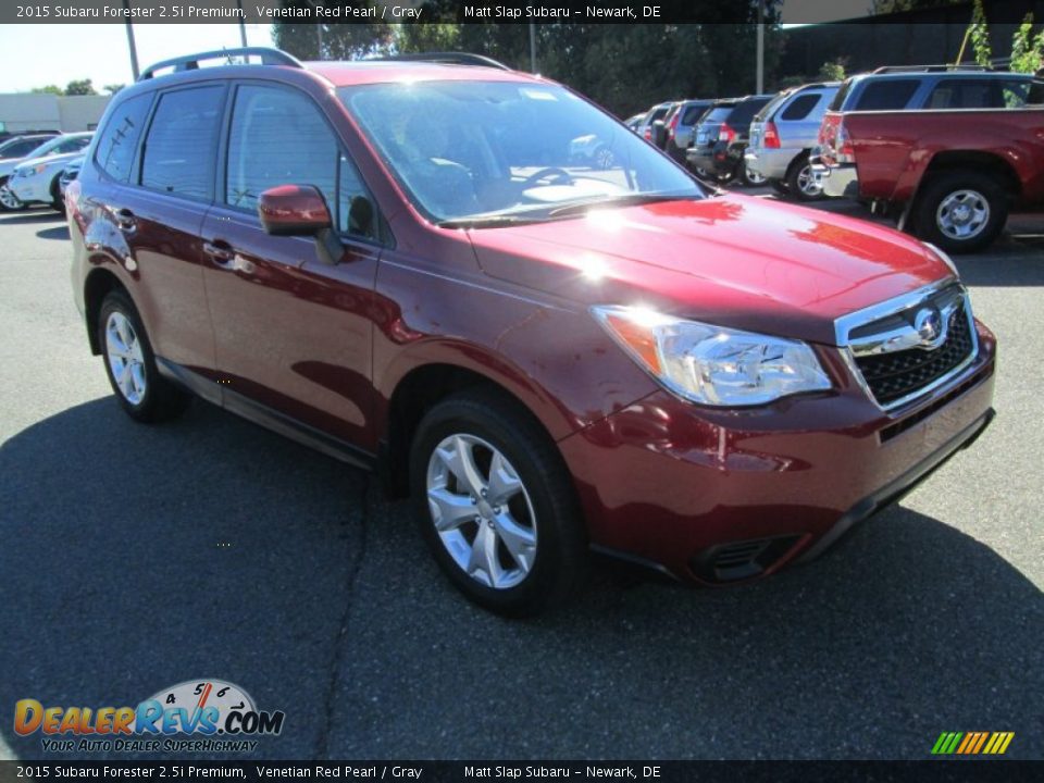 2015 Subaru Forester 2.5i Premium Venetian Red Pearl / Gray Photo #4