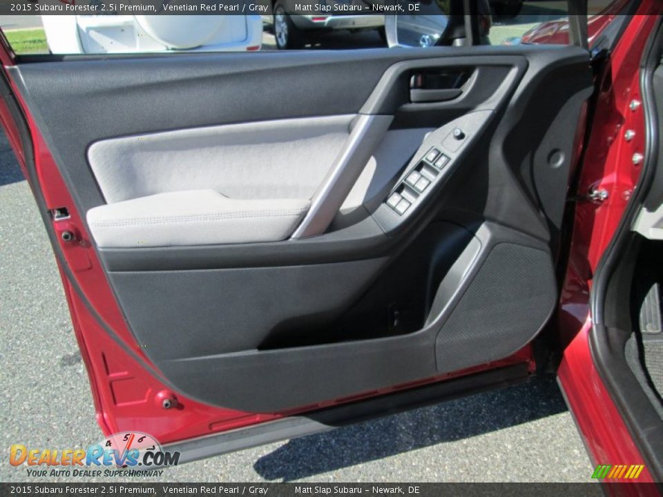 2015 Subaru Forester 2.5i Premium Venetian Red Pearl / Gray Photo #13