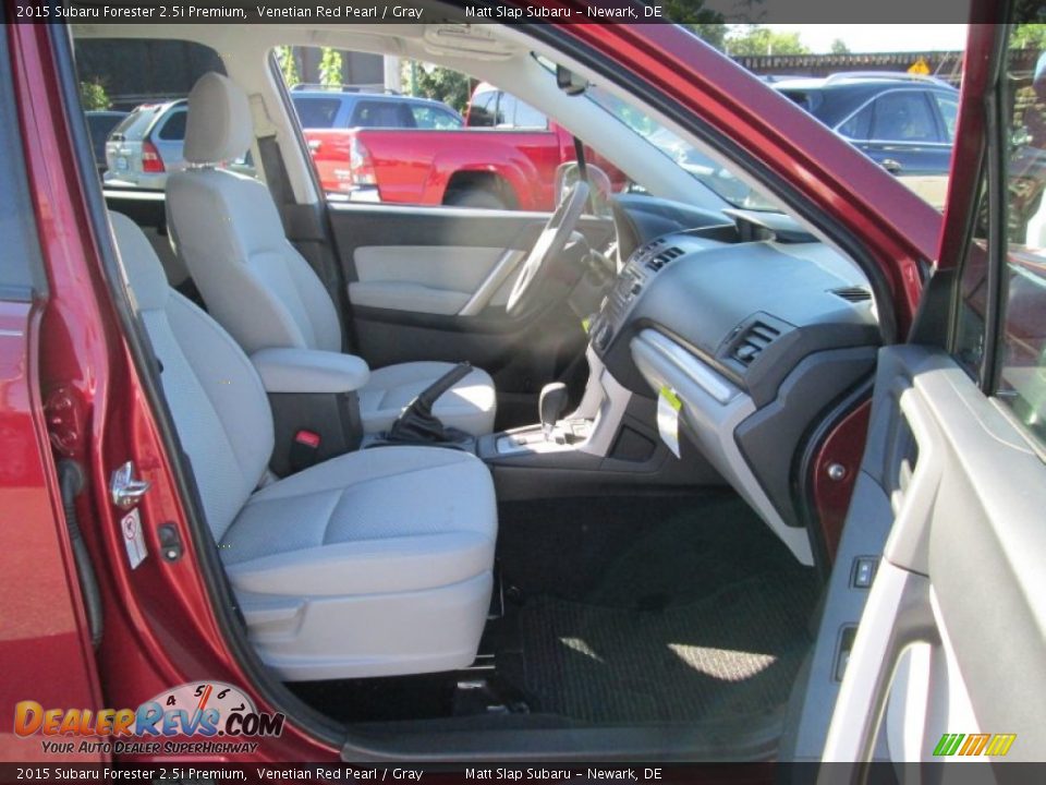 2015 Subaru Forester 2.5i Premium Venetian Red Pearl / Gray Photo #17