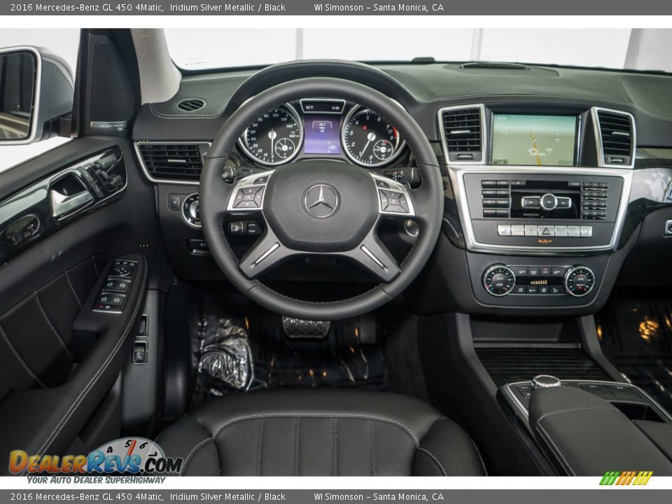 Dashboard of 2016 Mercedes-Benz GL 450 4Matic Photo #4