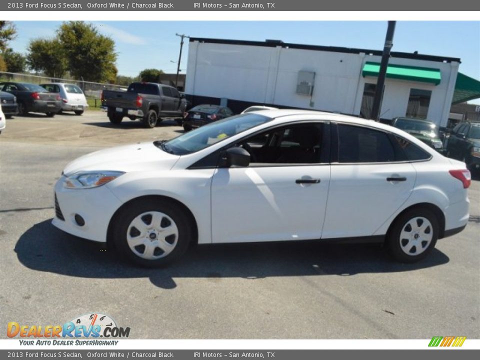 2013 Ford Focus S Sedan Oxford White / Charcoal Black Photo #6