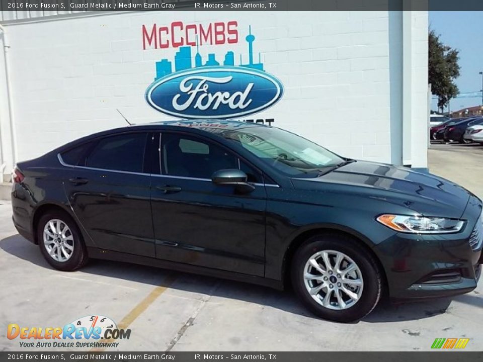 2016 Ford Fusion S Guard Metallic / Medium Earth Gray Photo #2