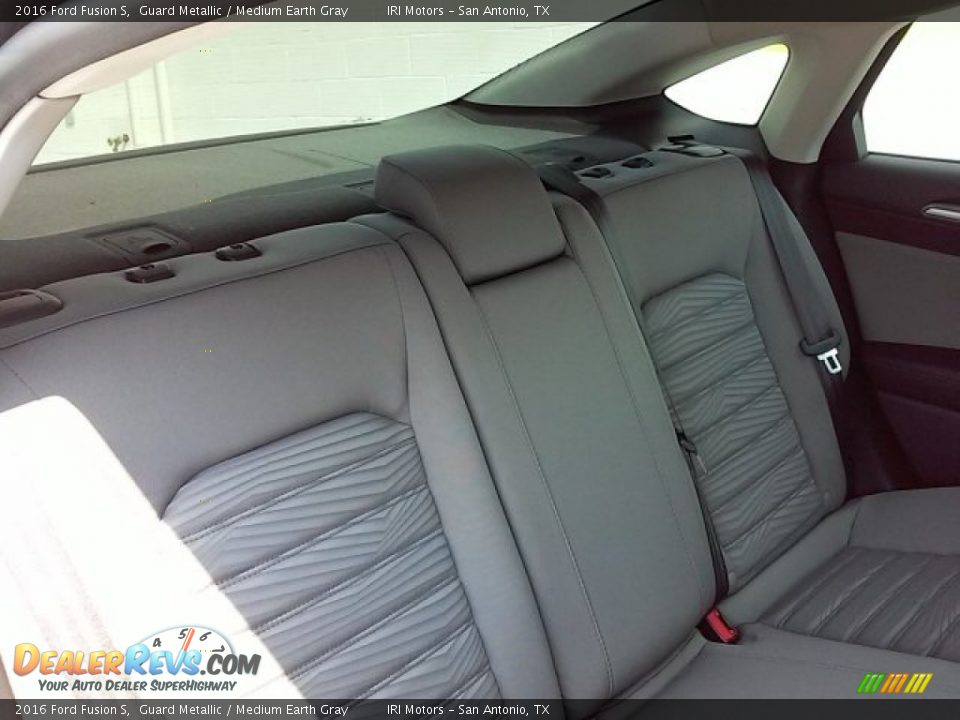 2016 Ford Fusion S Guard Metallic / Medium Earth Gray Photo #8