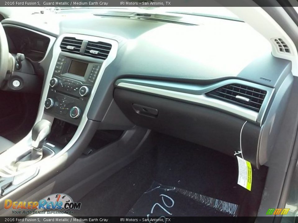 2016 Ford Fusion S Guard Metallic / Medium Earth Gray Photo #13