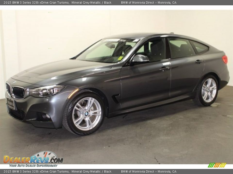 Front 3/4 View of 2015 BMW 3 Series 328i xDrive Gran Turismo Photo #6
