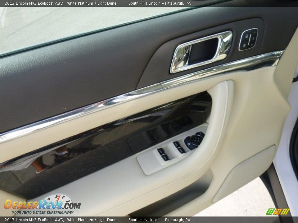 2013 Lincoln MKS EcoBoost AWD White Platinum / Light Dune Photo #18