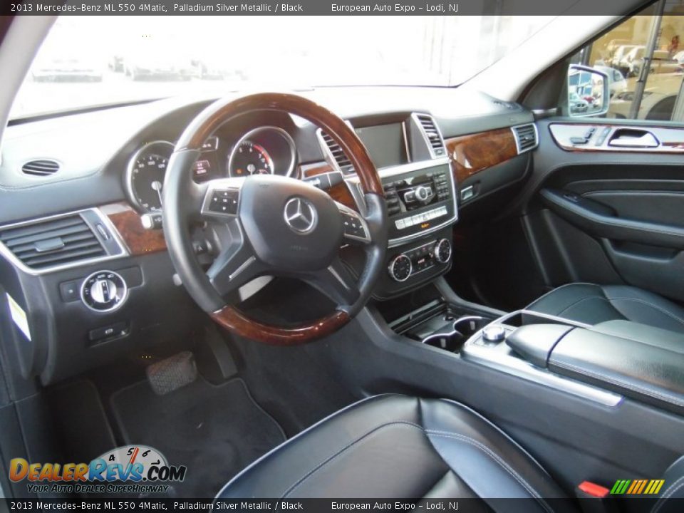 Black Interior - 2013 Mercedes-Benz ML 550 4Matic Photo #5