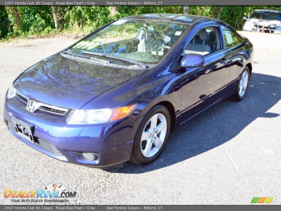 Front 3/4 View of 2007 Honda Civic EX Coupe Photo #3