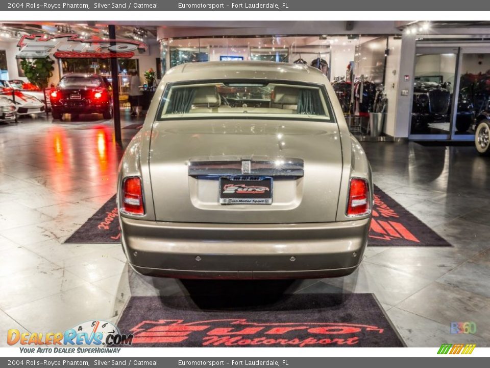 2004 Rolls-Royce Phantom Silver Sand / Oatmeal Photo #10