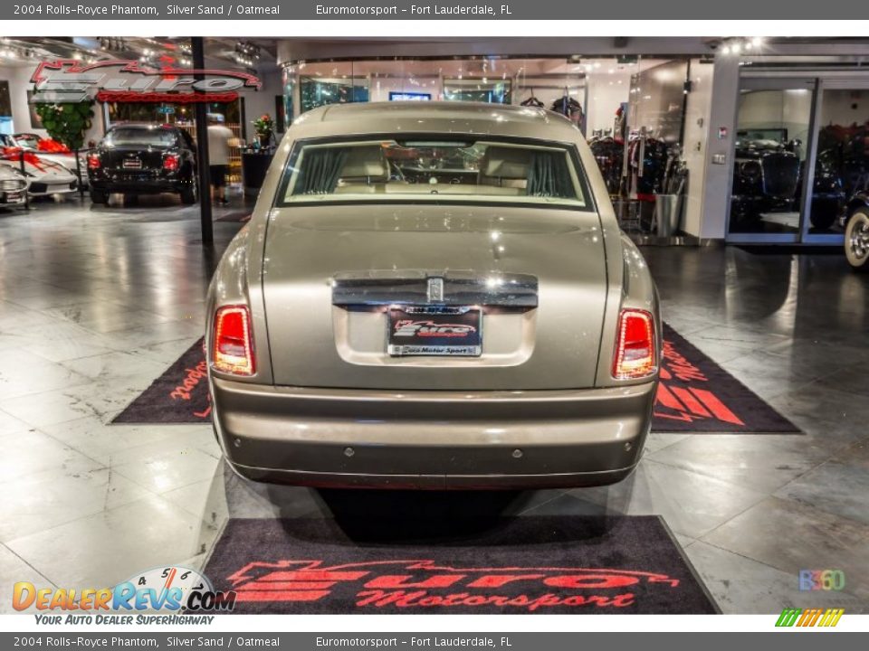 2004 Rolls-Royce Phantom Silver Sand / Oatmeal Photo #11