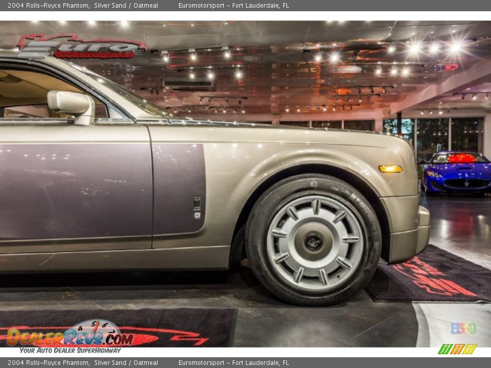 2004 Rolls-Royce Phantom Silver Sand / Oatmeal Photo #16