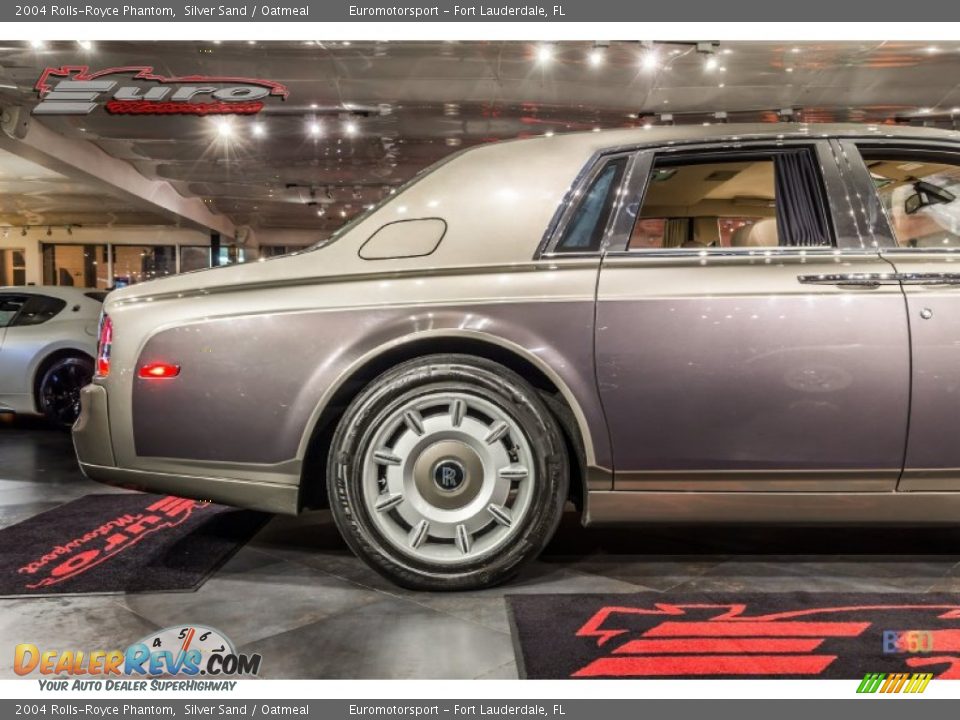 2004 Rolls-Royce Phantom Silver Sand / Oatmeal Photo #17