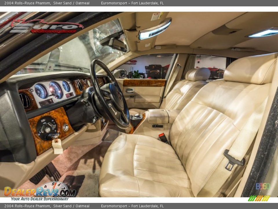 2004 Rolls-Royce Phantom Silver Sand / Oatmeal Photo #21