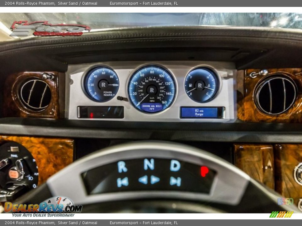 2004 Rolls-Royce Phantom Silver Sand / Oatmeal Photo #28