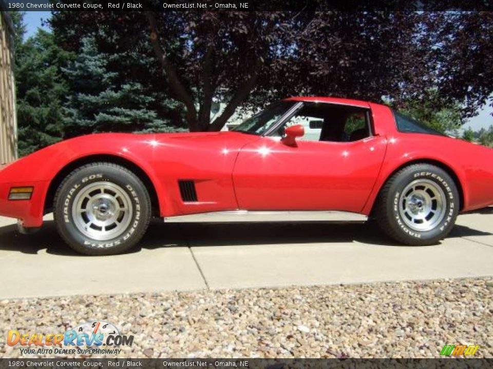 1980 Chevrolet Corvette Coupe Red / Black Photo #13