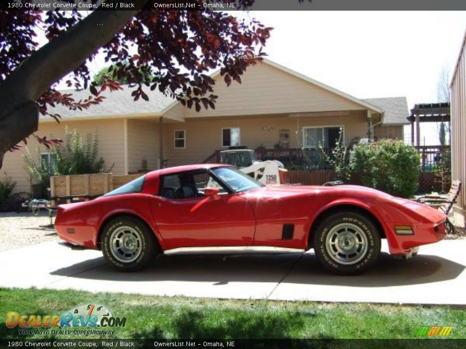 1980 Chevrolet Corvette Coupe Red / Black Photo #15