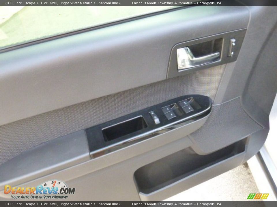 2012 Ford Escape XLT V6 4WD Ingot Silver Metallic / Charcoal Black Photo #19