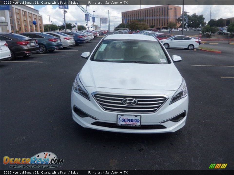 2016 Hyundai Sonata SE Quartz White Pearl / Beige Photo #5