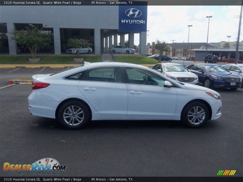 2016 Hyundai Sonata SE Quartz White Pearl / Beige Photo #12