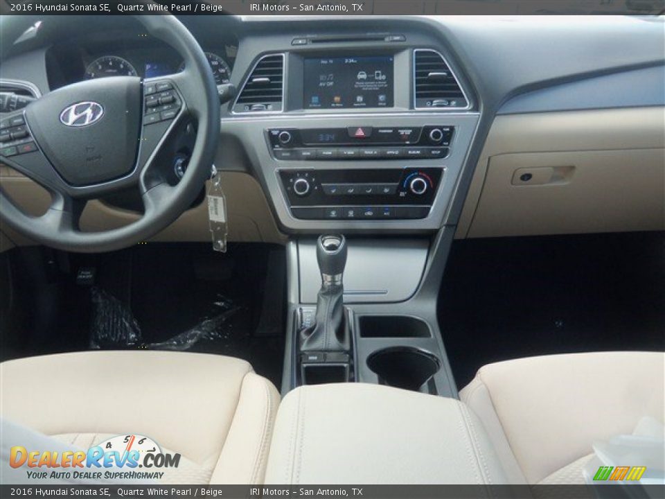 2016 Hyundai Sonata SE Quartz White Pearl / Beige Photo #16