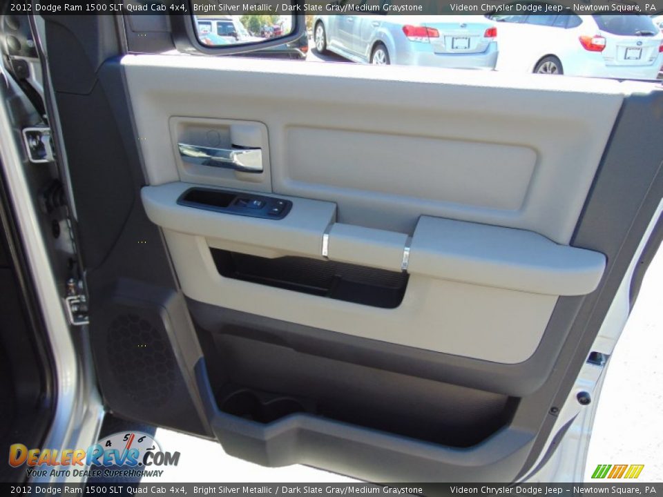 2012 Dodge Ram 1500 SLT Quad Cab 4x4 Bright Silver Metallic / Dark Slate Gray/Medium Graystone Photo #18