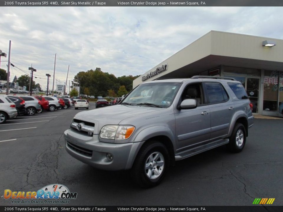 2006 Toyota Sequoia SR5 4WD Silver Sky Metallic / Taupe Photo #7