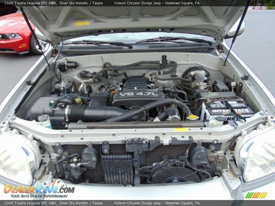 2006 Toyota Sequoia SR5 4WD Silver Sky Metallic / Taupe Photo #11