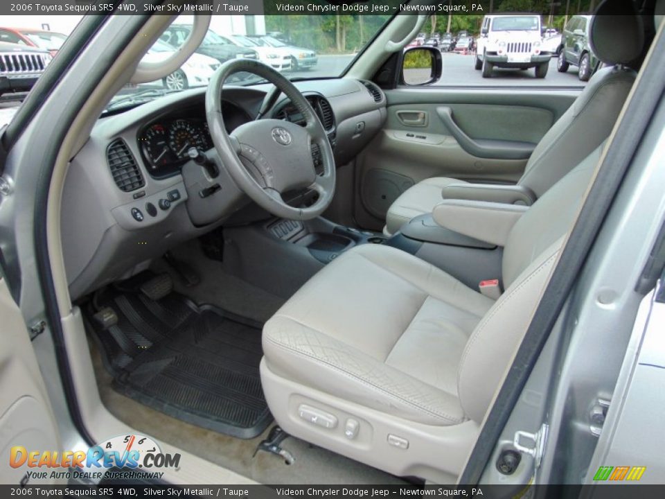 2006 Toyota Sequoia SR5 4WD Silver Sky Metallic / Taupe Photo #15