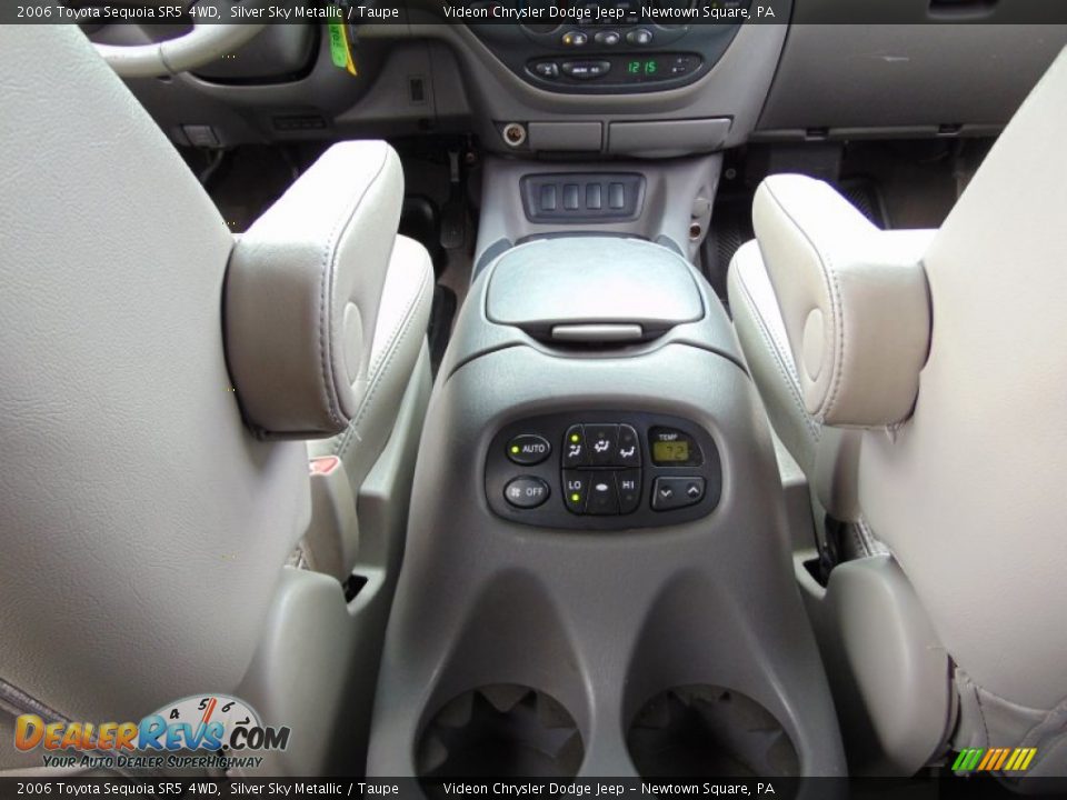 2006 Toyota Sequoia SR5 4WD Silver Sky Metallic / Taupe Photo #22